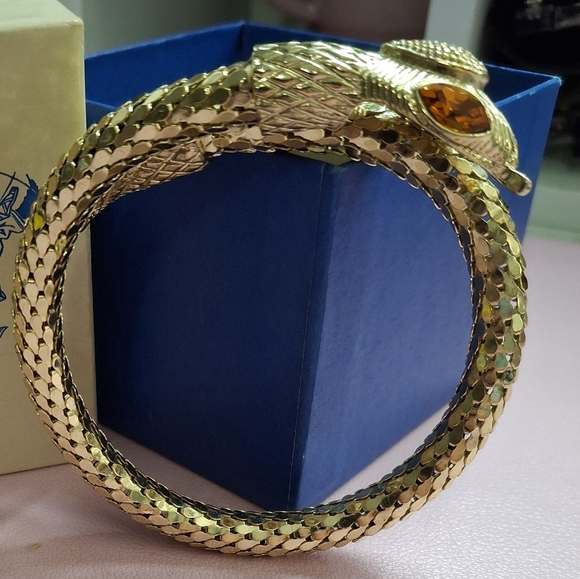 Whiting & Davis Jewelry - Vintage Whiting & Davis Oromesh Gold Snake Reptile Bracelet With Original Box